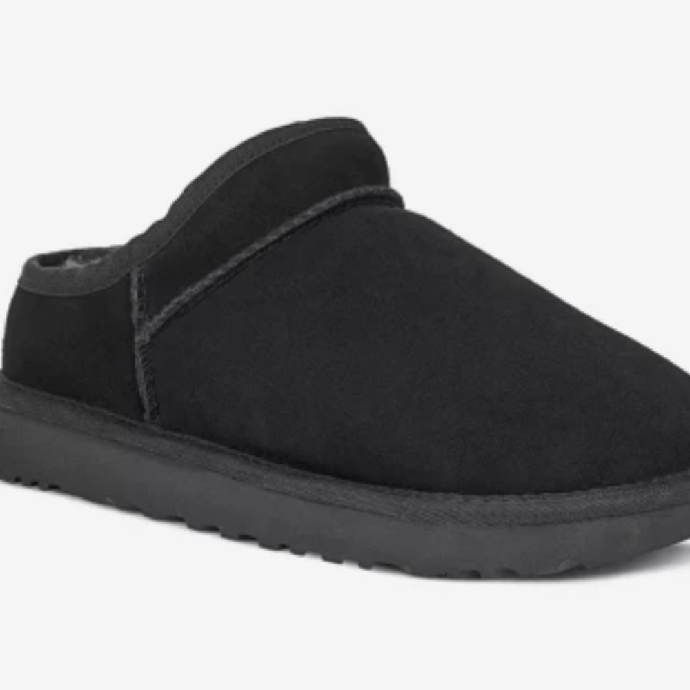 UGG Classic Slipper Size 8